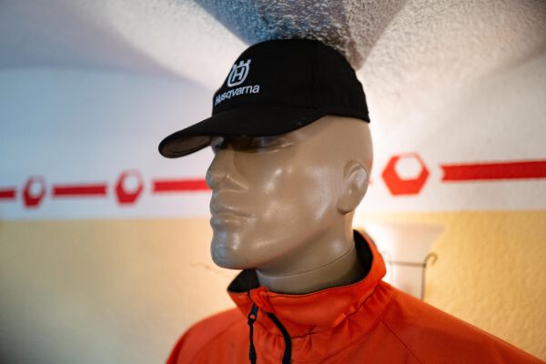 Husqvarna Basecap schwarz Döring Geräte- und Fahrzeugtechnik 04758