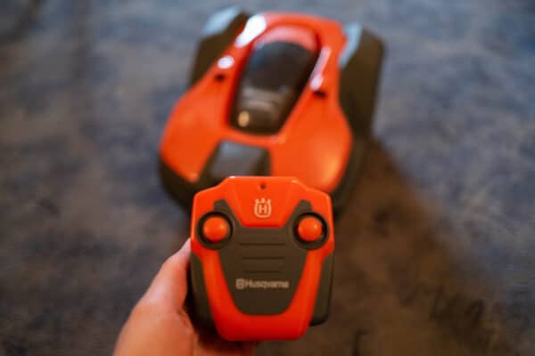 Husqvarna Spielzeug-Automower bei Döring Geräte- und Fahrzeugtechnik in 04758 Olganitz